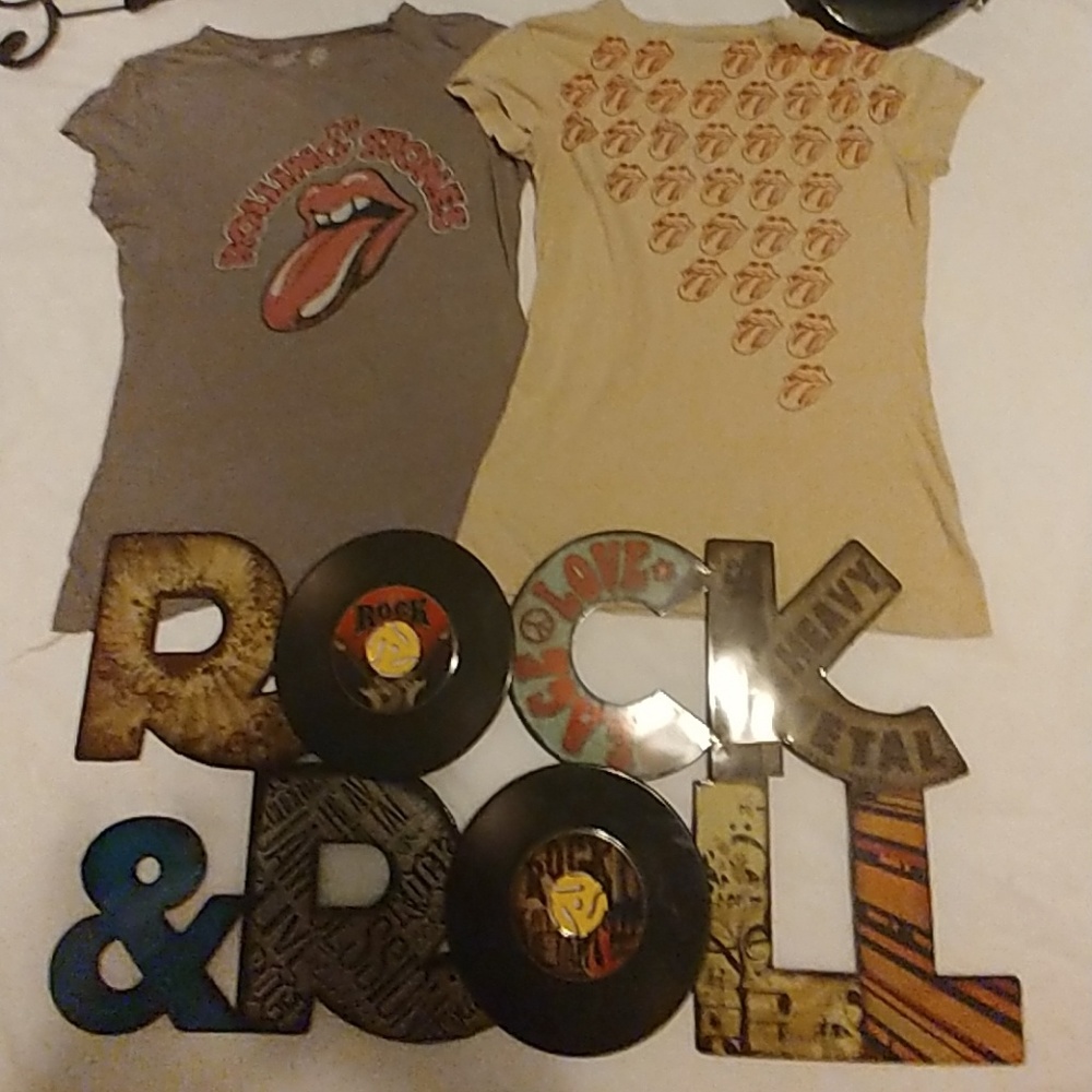 🎸Bundle of vintage inspired Rolling Stones T's